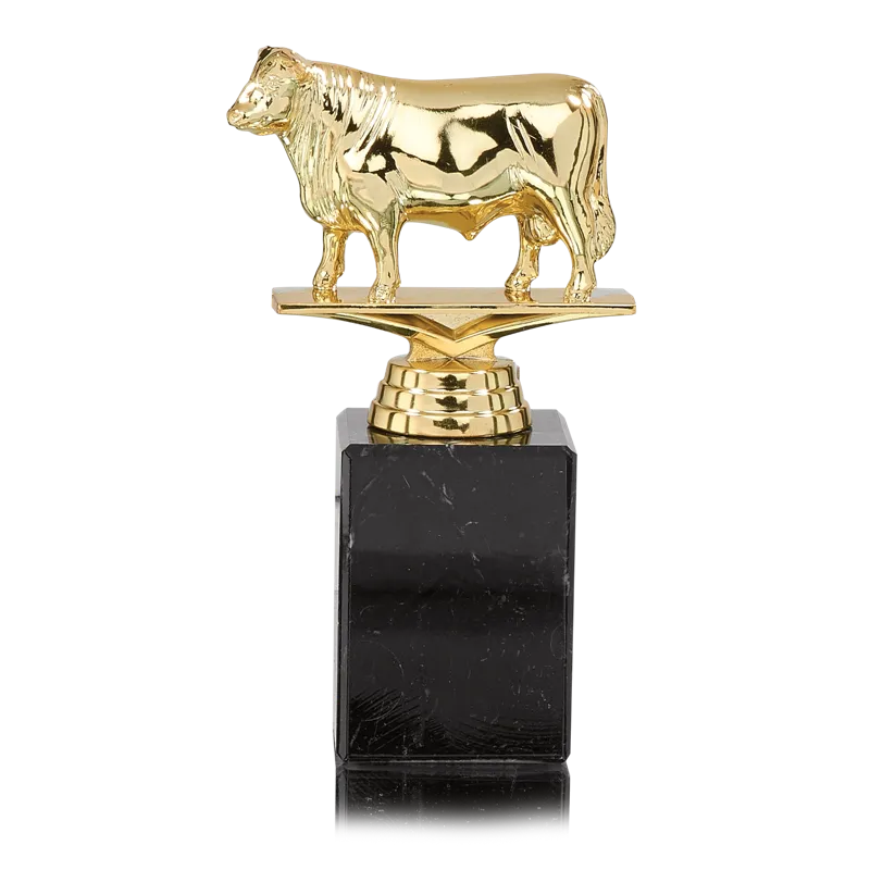 Figurine sportive taureau - D57